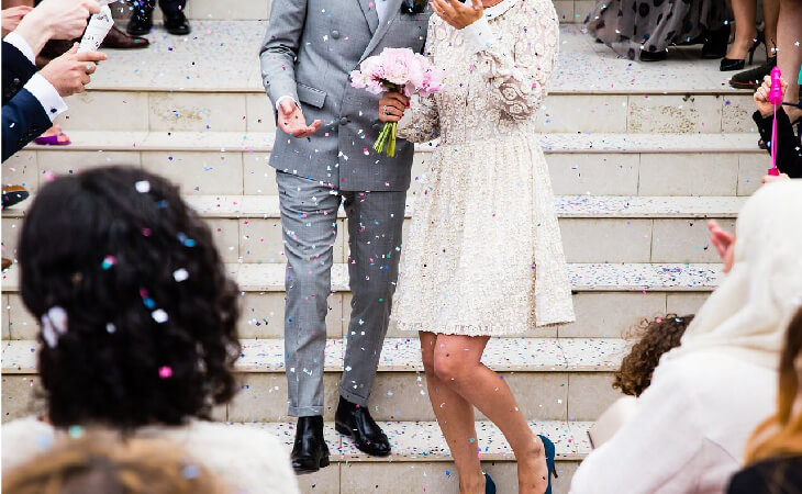 Article Visuals - Relationship in College-Point 1