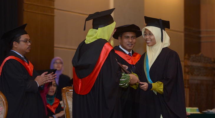 intec-cat-graduation-ipac-best-student-syarah-syahirah