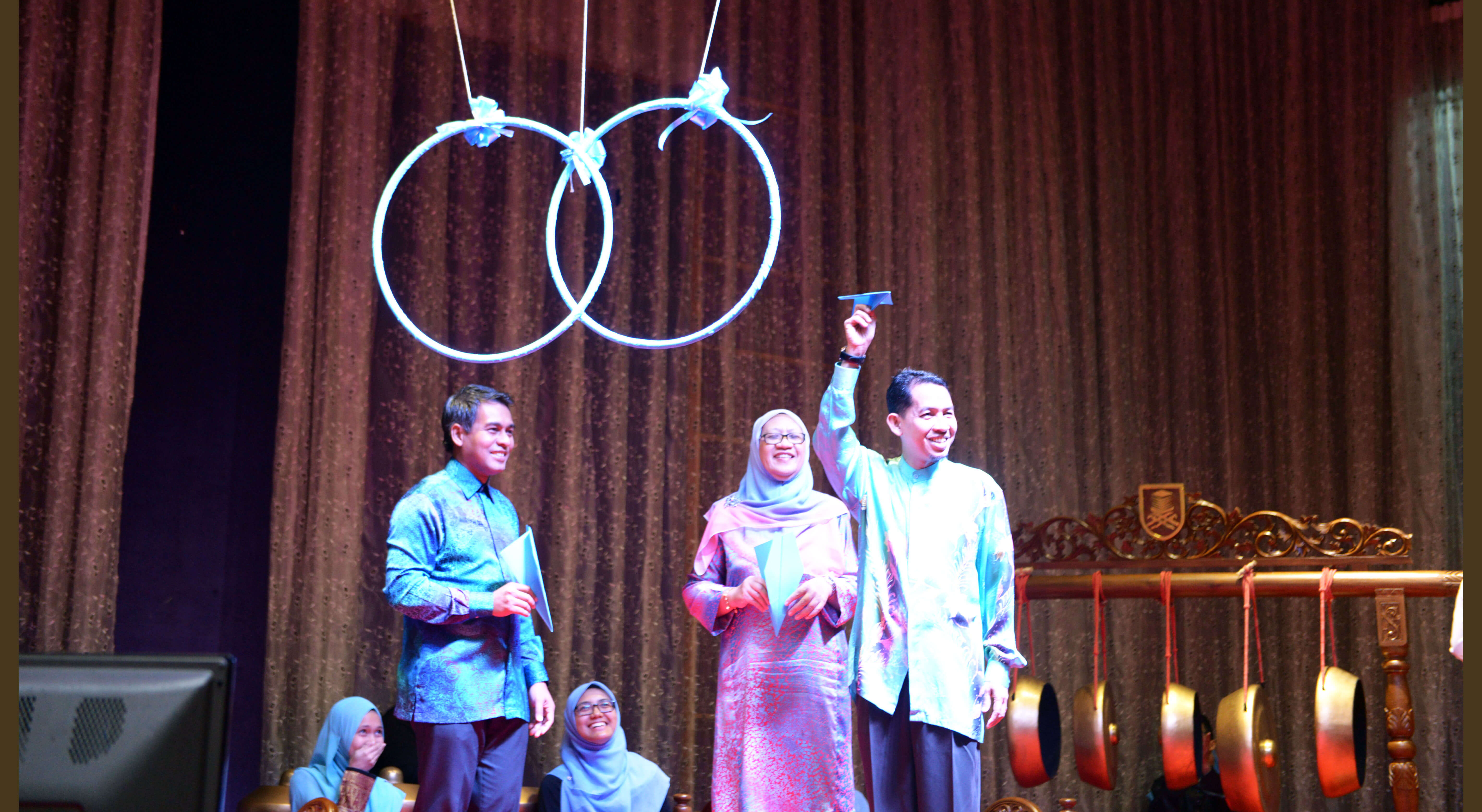 intec-students-award-gimik-opening