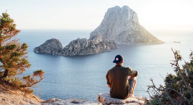 How Travelling Abroad Will Change You for the Better - 3 Discover More About Yourself