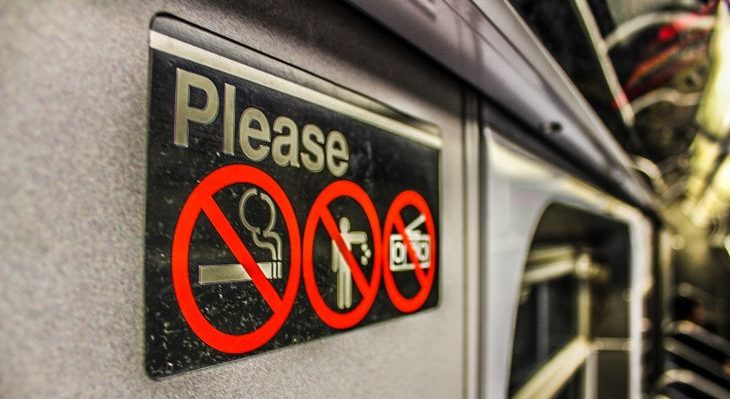 Living On-Campus or Off-Campus the Pros and the Cons - 5 Rules