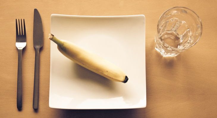 How to Get Ready for Class in Less Than 11 Minutes - 5 - Breakfast on the go