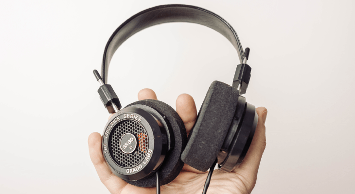 Want to Study Smart? Here Are 5 Ways to Ace Your Exams Using Technology - 1 Please don’t stop the music