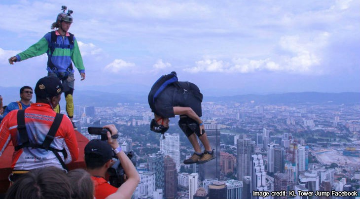 10 Completely Insane Things You Can Do With Heriot-Watt University Malaysia’s Go Global Programme - Jump off the KL Tower - Feature - 4