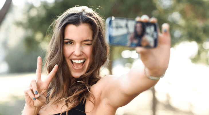 Types of People on Social Media - 13 The Selfie Addict