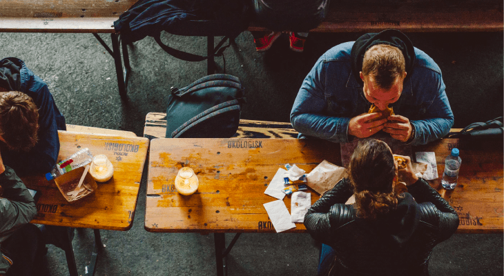 Lessons You’ll Learn In the First Week of University - 2 Where to get your grub on