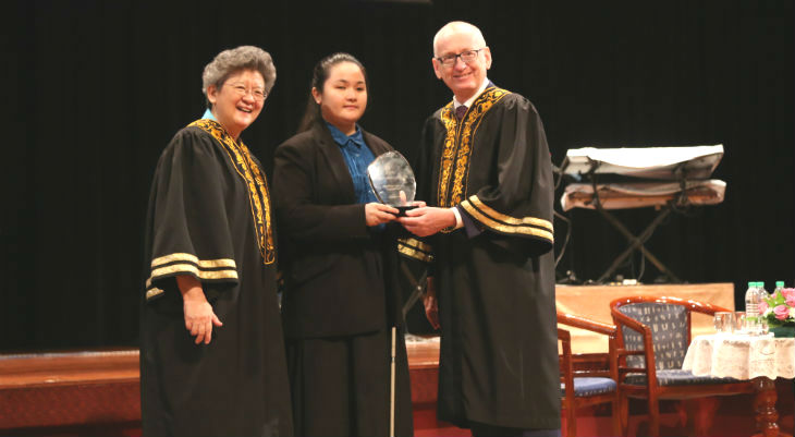 Visually Impaired Graduate Recognised as Most Inspiring Student During MCKL’s Graduation Ceremony - Feature-Image