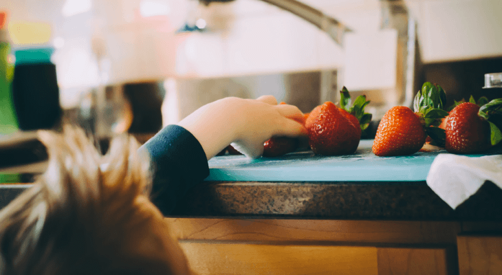 How to lose weight in college - 8 Opt for healthier snacks