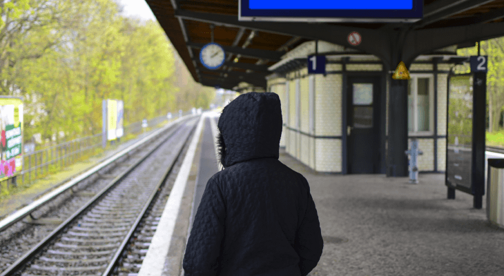 Annoying habits in public transportation - 3 Unreliable departure times