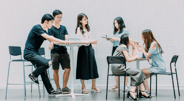 Differences between secondary school and college-Social circles