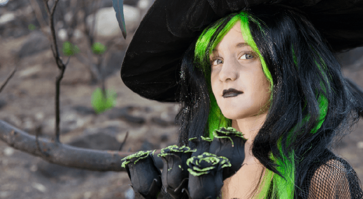 Weird Phobias-Wiccaphobia