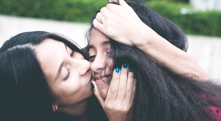 Things you should not do during spm - 8 Forgetting to give your parents a tight hug
