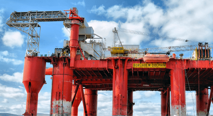 Jobs You Can Do If You Enjoy Working Outdoors-Petroleum Engineer