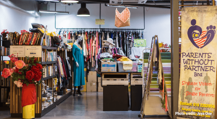 Places To Get Cheap Books-Jumble Station