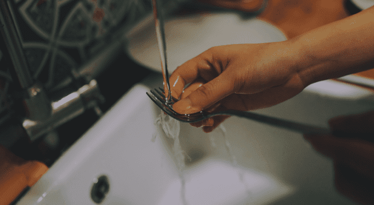 Therapeutic Pastimes-Washing dishes