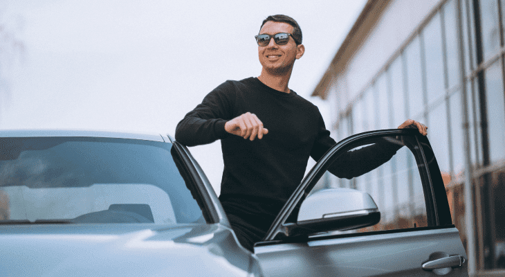 Types of relatives-The cool uncle