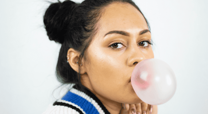 Foods Banned Around the World-Chewing gum