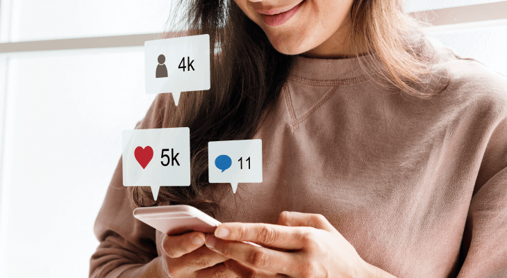 College Habits to Drop-Being hooked on social media