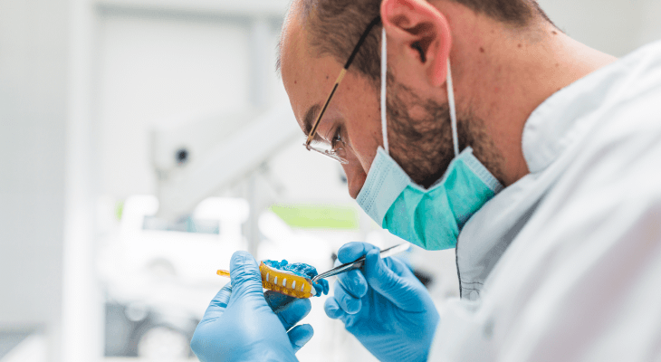 AIMST Dentist Reveals-Work in laboratories