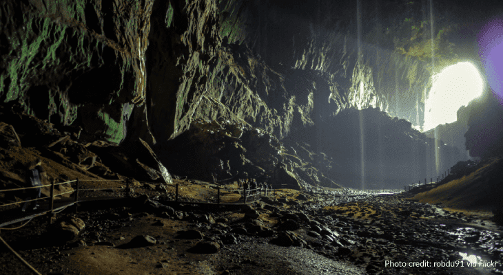 Malaysia Boleh-World largest cave chamber