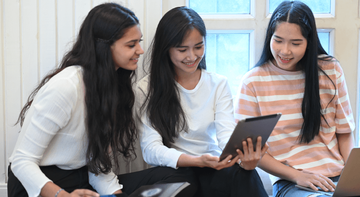 Campus Survival Tips-Choose Friends Wisely