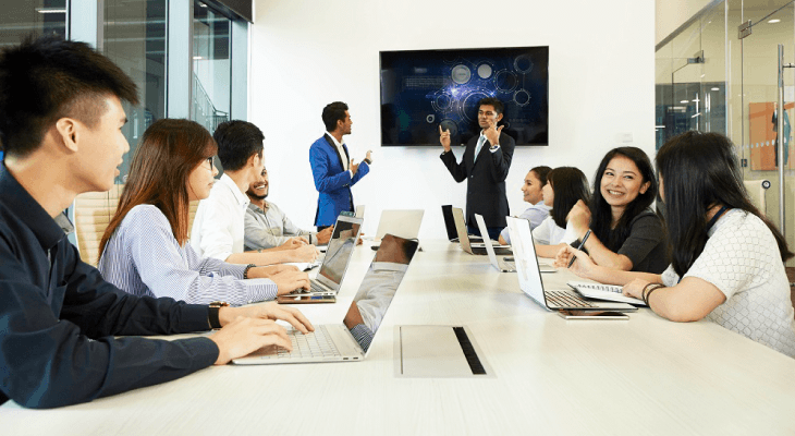 apu-redesigns-business-curriculum-01